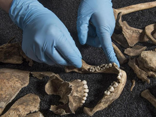 伦敦考古大发现 惊现2000前中国人的骸骨