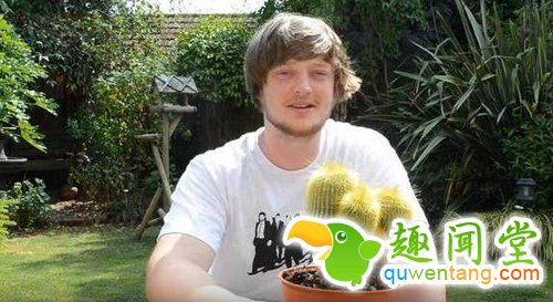 男子直播吃仙人掌，脑子被刺坏了？
