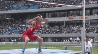 运动场上的迷之尴尬，不好意思我笑点太低没忍住