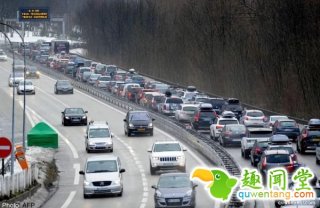 为什么明明没有车祸我们也会遇到大塞车？