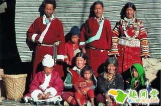 在这个神秘的小村庄，女人可以找多个丈夫