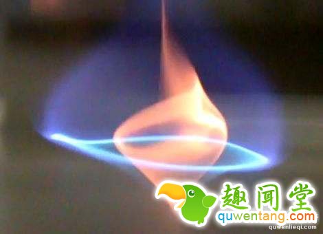 科学家发现了这种“新型火焰”不但外型超酷，还能大幅降低空气污染--趣味说