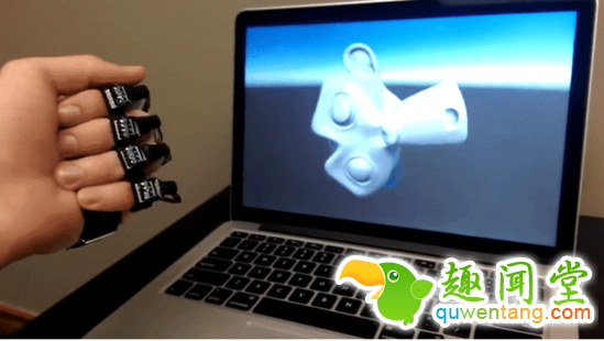 炫酷！键盘和鼠标可“戴”在手上 实现隔空输入