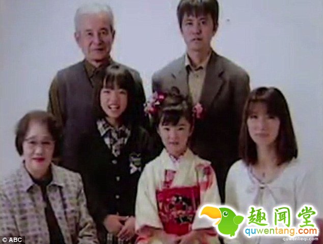 311福岛核灾6年后父母「冒着辐射威胁」还在找寻失踪孩子。他：「看到她挥手就觉得心痛」