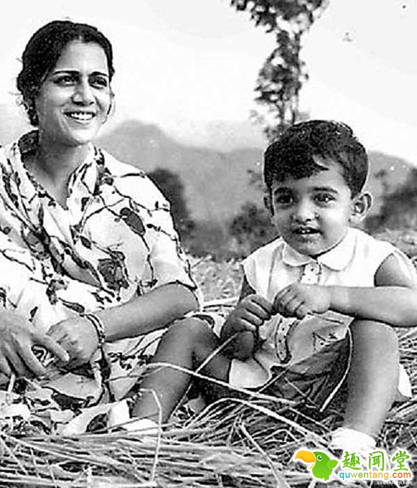 印度国宝级演员阿米尔汗，除了电影想改变国家