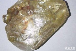 牧师发现706克拉超级巨钻，不敢相信他竟然