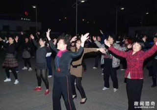 73岁奶奶的热舞超辣，秒杀姑娘小伙