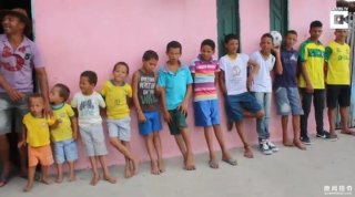 惊呆！本来是想要女孩，谁知20年生了13个