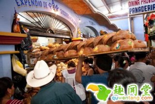 全球10大另类节日美食 你吃过亡灵面包吗？