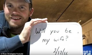 新型溫馨虐狗方式~美男子