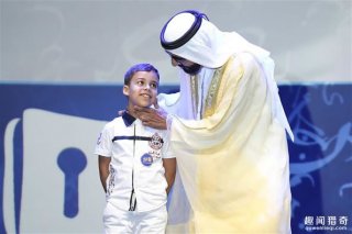 好厉害！7岁小男孩打败359万人，夺冠“阅