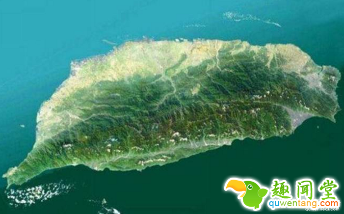 宜兰深海惊现“沉睡万年的神秘金字塔”！古城内不但有神殿、龙宫，还有...让考古专家都惊叫了！