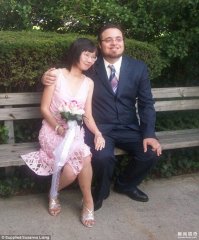 相恋结婚9年后，我的丈夫变成了我的妻子