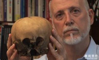震惊！这颗900年前的怪异头颅是外星人的？