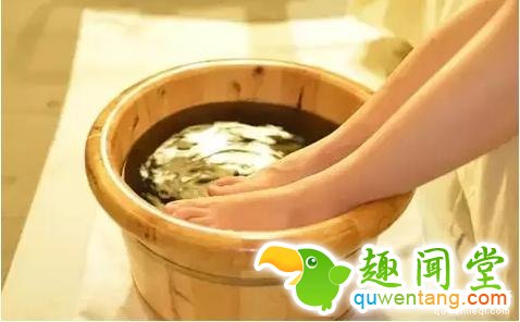 女人这处越湿，就越短命！越要警惕！