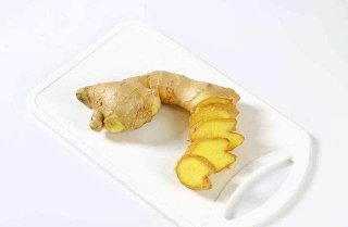 生姜是个宝，加一物煮成水，坚持喝下去，