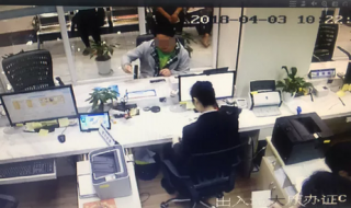 双胞胎哥哥让弟弟代办了一件事，结果亏大